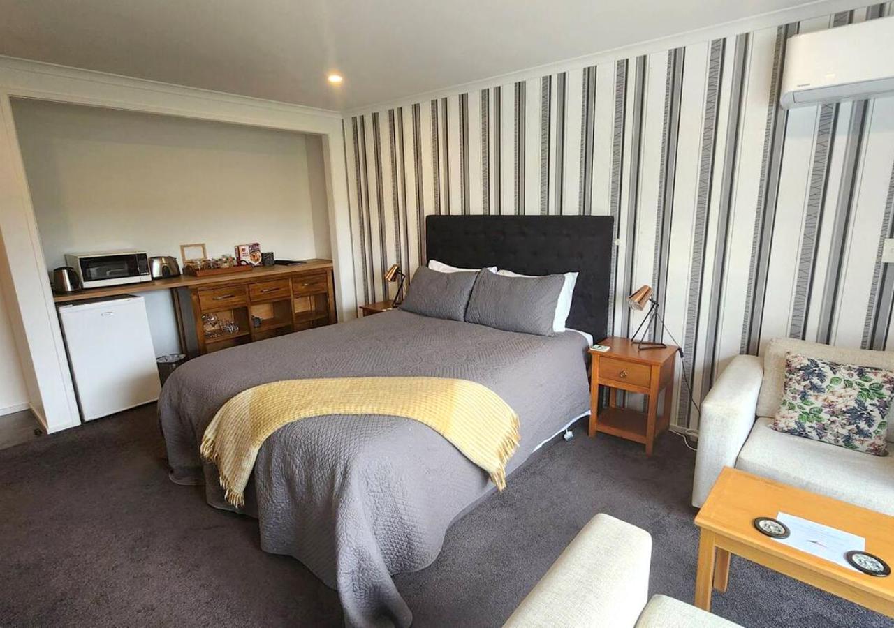ตองการิโร สวีท Bed & Breakfast โอฮาคูเน ภายนอก รูปภาพ